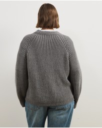 Atmos&Here Curvy - Reese Chunky Knit Wrap Cardigan