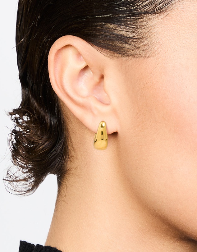 Lovisa - Gold Plated Surgical Steel Bold Oval Hoop Earrings