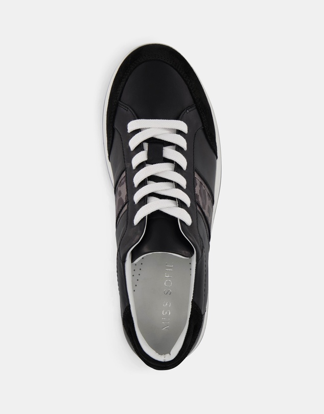 Miss Sofie - Idle Sneakers