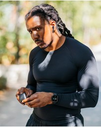 Reflex Active - Series 17 Smart Watch + Earbuds Set