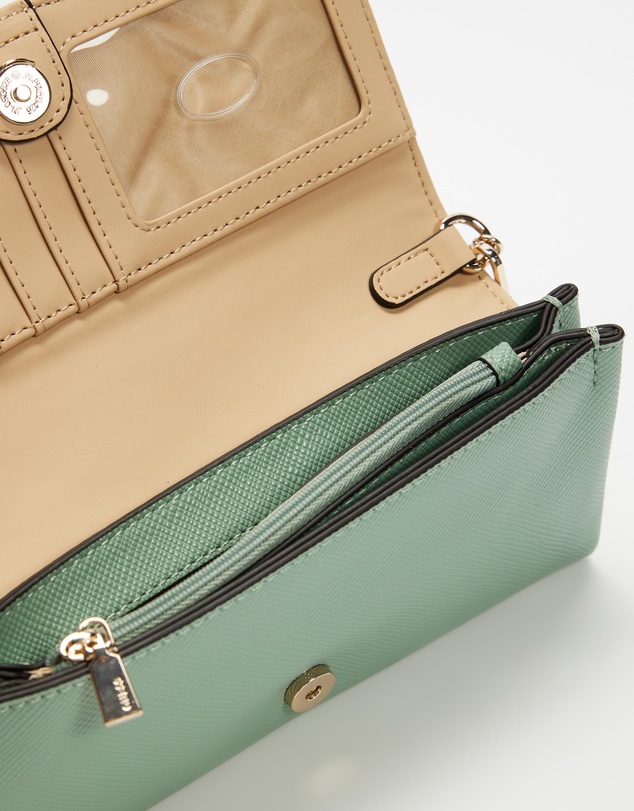 GUESS - Noelle II Crossbody Flap Organizer