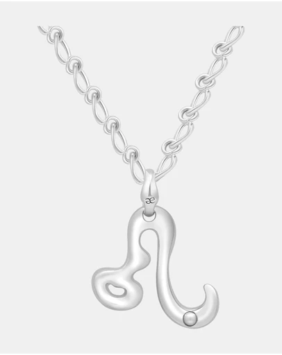 Graedance - Leo Pearl Pendant on Eclipse Necklace