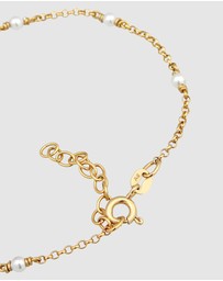 Elli Jewelry - Bracelet Hand Chain Trend with Shell Core Pearls in 925 Sterling Silver Gold Plated