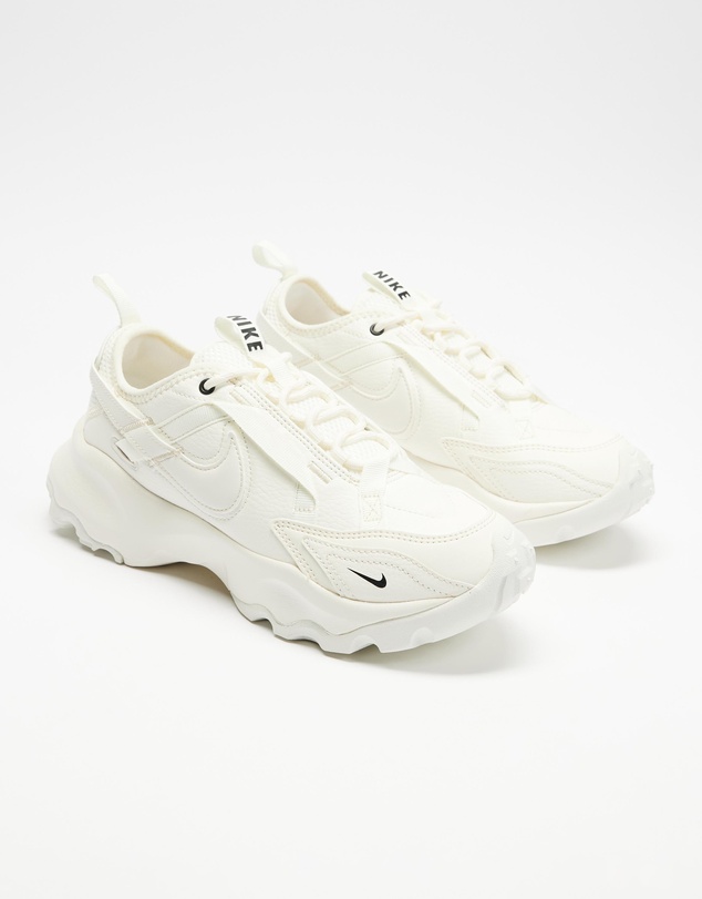 Nike - TC 7900 - Women's