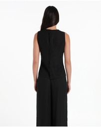 Lost in Lunar  - Nicola Top