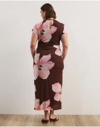 Atmos&Here Curvy - Cap Sleeve Maxi Dress