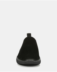 Naturalizer - Untold Slip-On Sneaker - Black