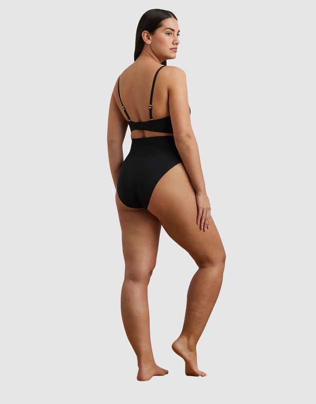 Lauren by Ralph Lauren - Luxe Smoothing Lightly Lined Wirefree Seamless Bralette
