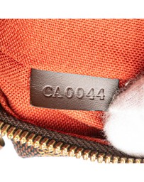 Pre-Loved by Azura Reborn - Pre-Loved louis vuitton Montaigne Messenger Bag Crossbody