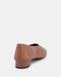 Jeffrey Campbell - Trustee Flats
