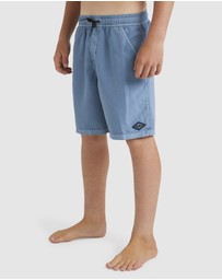 Billabong - Boys 8 to 16 All Day Overdye Layback 16