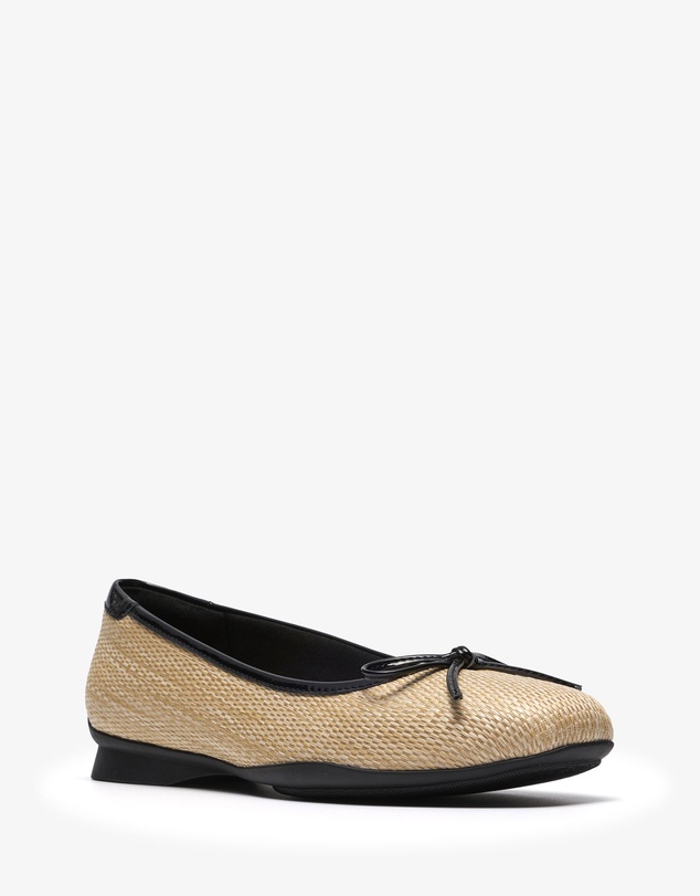 Clarks - Jazmynn Bow Black Interest