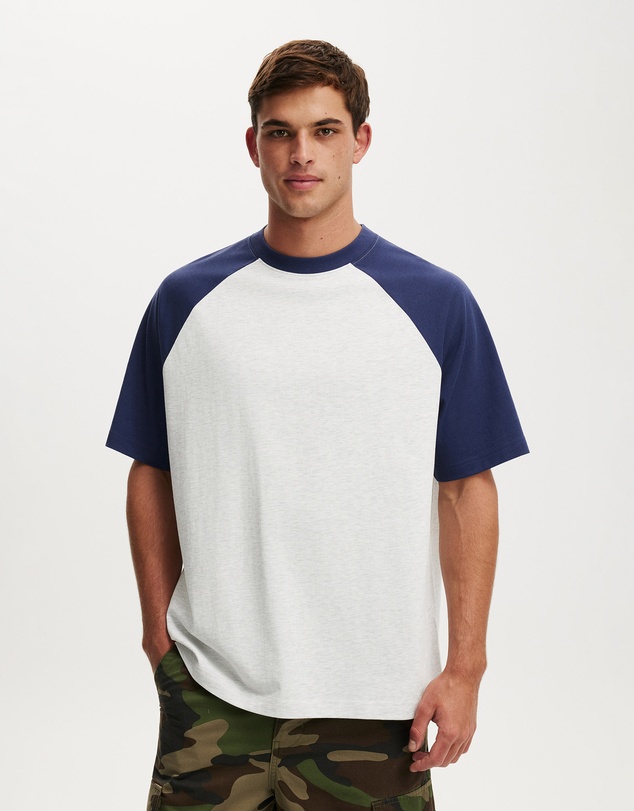 Cotton On - Box Fit T-Shirt