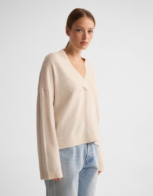 Oxford - Camille V-Neck Wool Blend Knit
