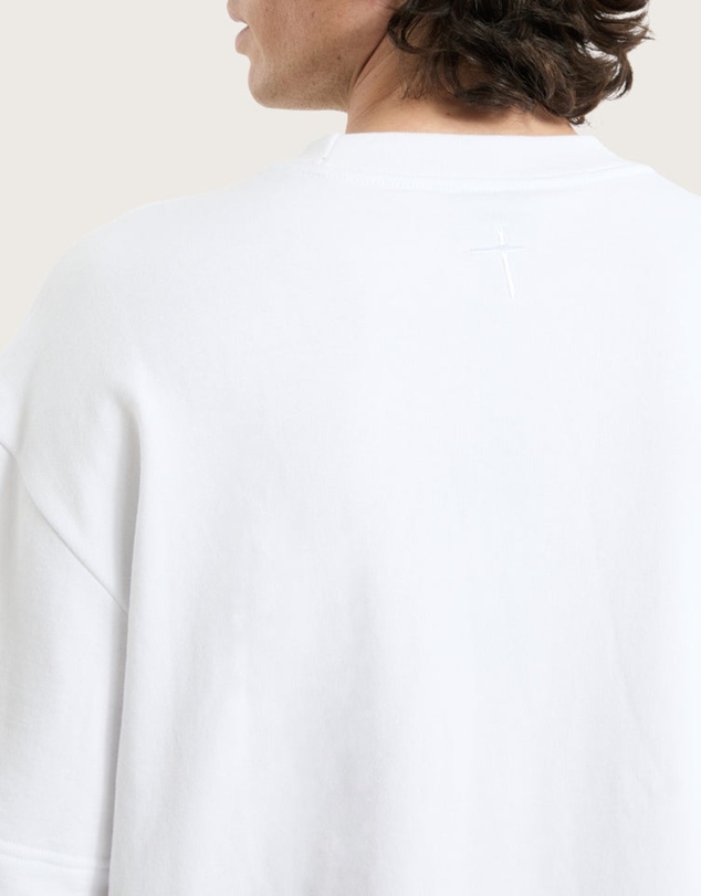 Kiss Chacey - Casius Loopback Street Tee
