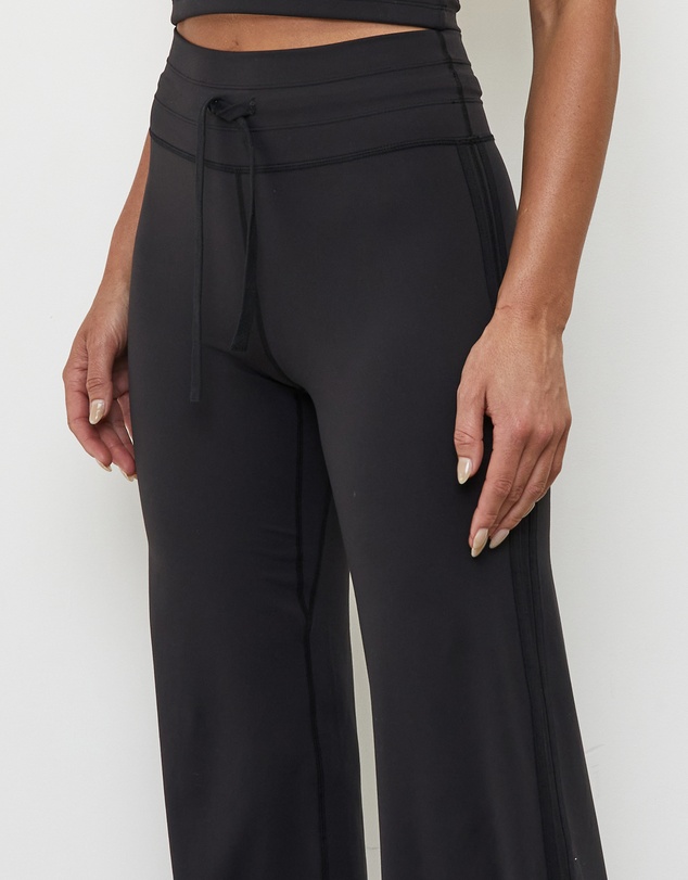 Pinky & Kamal - Straight Leg Tie Up Pants