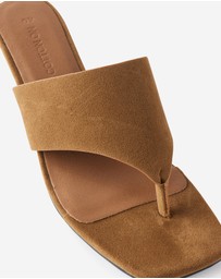 Rubi - Bobbie Kitten Heel
