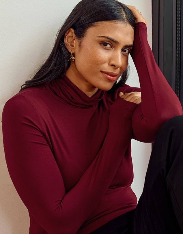 Bamboo Body - Bamboo Turtle Neck