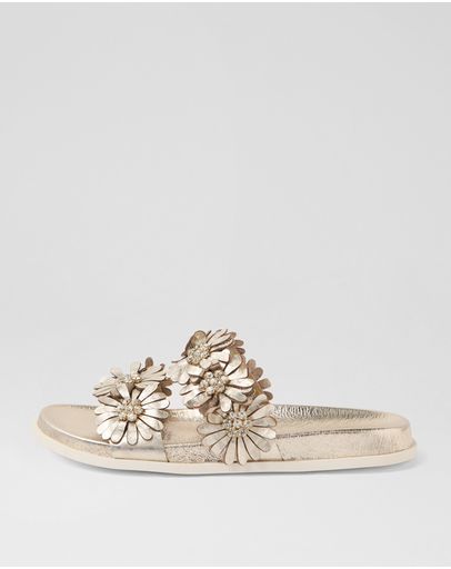 PALE GOLD