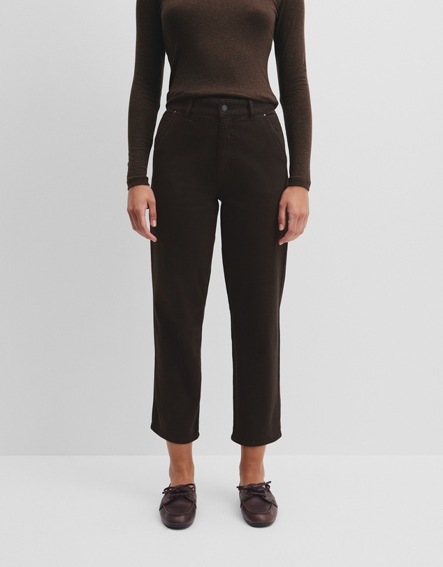Country Road - Crop Curve Jean