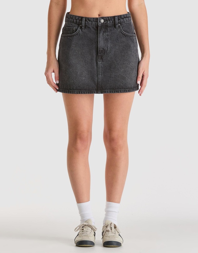 Lee - Relaxed Mini Skirt