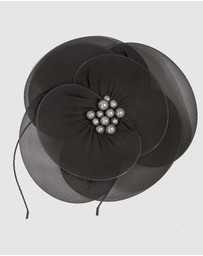 Max Alexander - Black Flower Racing Fascinator