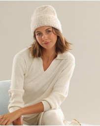 Morgan & Taylor - Freya Boucle Beanie in Cream