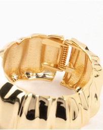 Lovisa - Gold Plated Chunky Ripple Wrist Cuff