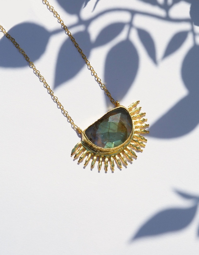 Ottoman Hands - Sunrise Labradorite Pendant Necklace