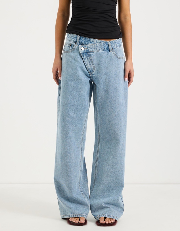 Calli - Rue Crossover Waist Band Mid Rise Wide Leg Jeans