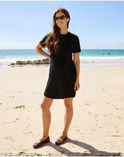 Soon Maternity - Crepe Knit Tie Dress