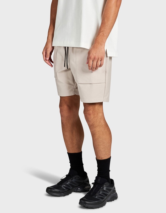 Academy Brand - Hemming Short