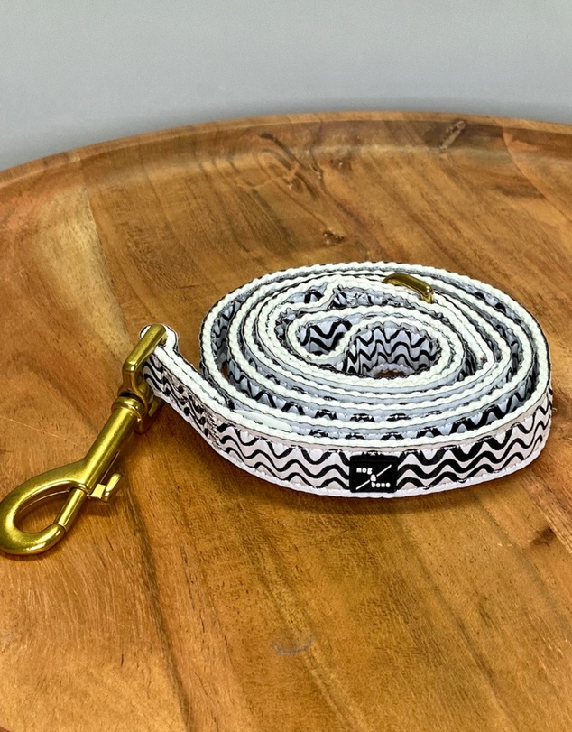 Mog & Bone - Classic Hemp Lead - Black Wave print