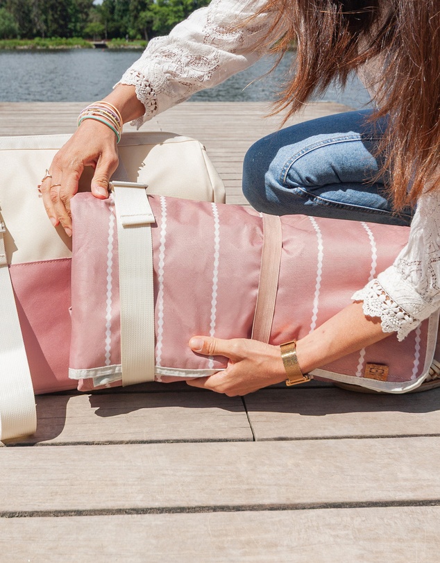 Monbento - Monbento Waterproof Picnic Blanket for Outdoor Meals - Pink Moka