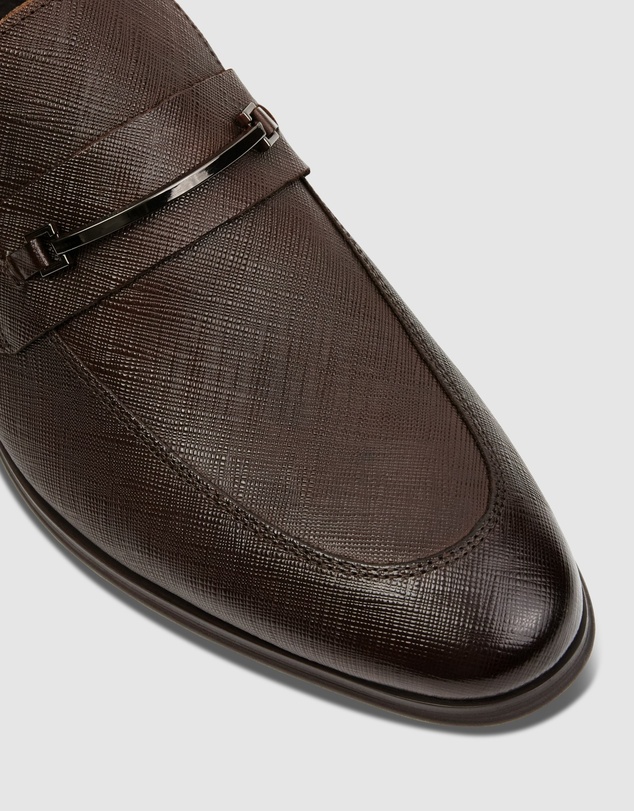 yd. - Riccardo Textured Leather Loafer