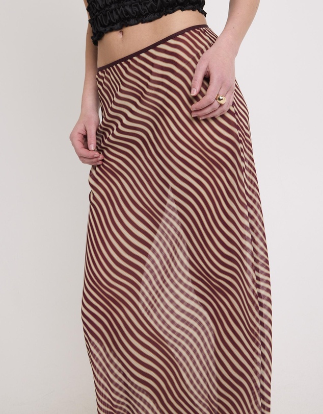 Alice In The Eve - Celly Sheer Maxi Skirt