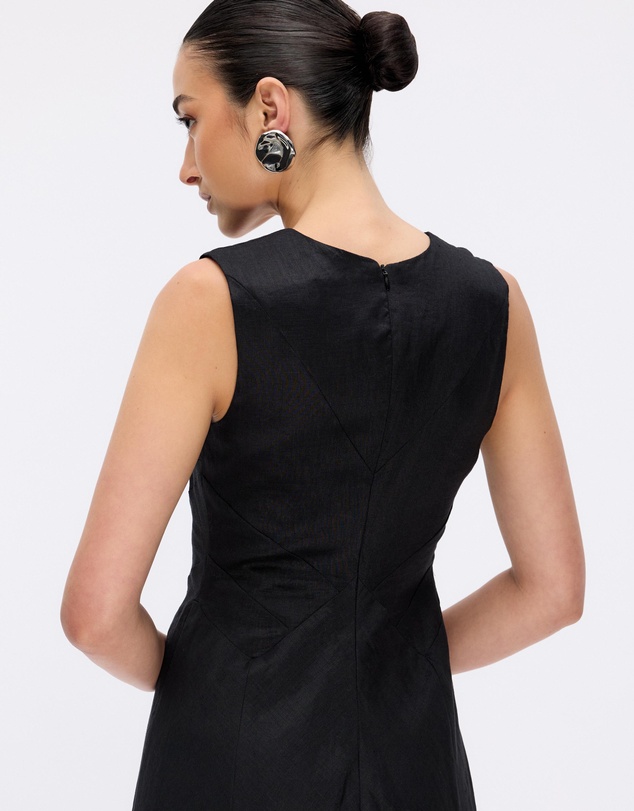 Minima Esenciales - Shiloh Linen Midi Dress