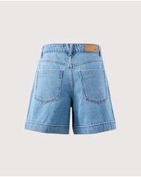 Ceres Life - Juno Seamed Short