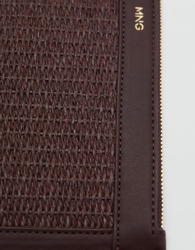 M.N.G - Coin Case