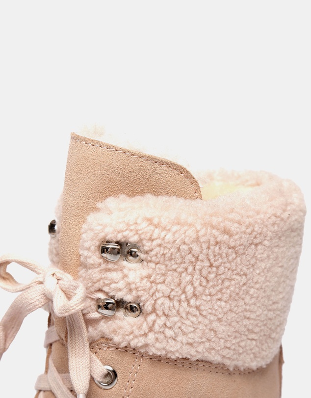 EVERAU - Australian Shepherd Ugg Mina Cow Suede Upper Martens