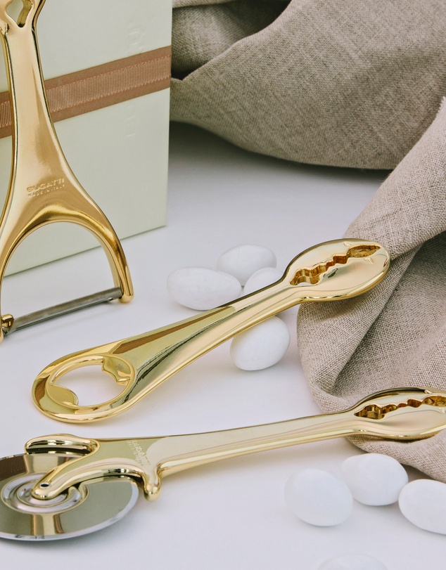 Bugatti - Kiss Bottle Opener - Gold