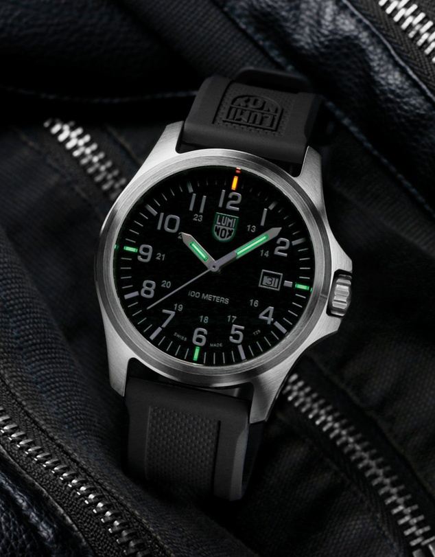 Luminox - Luminox G Moon Valley Steel 43mm Watch