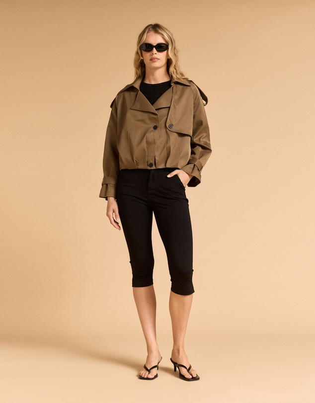 MVN - Capri Pant