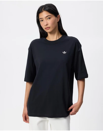 adidas Originals - Essentials Boyfriend Tee