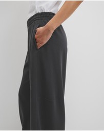 Country Road - Barrel Leg Track Pant