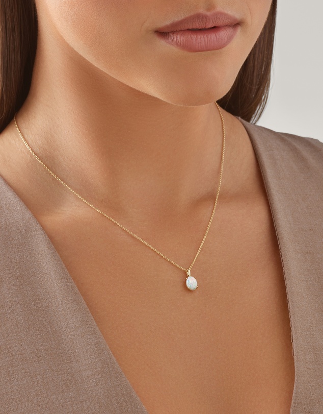 Michael Hill - Pendant with Opal in 10kt Yellow Gold