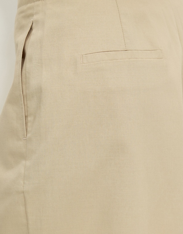 Calli - Harp Tuck Front Shorts