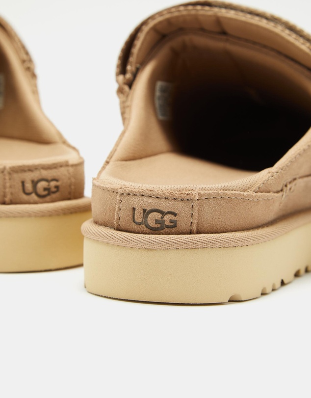 UGG - Goldenstar Clogs - Women's