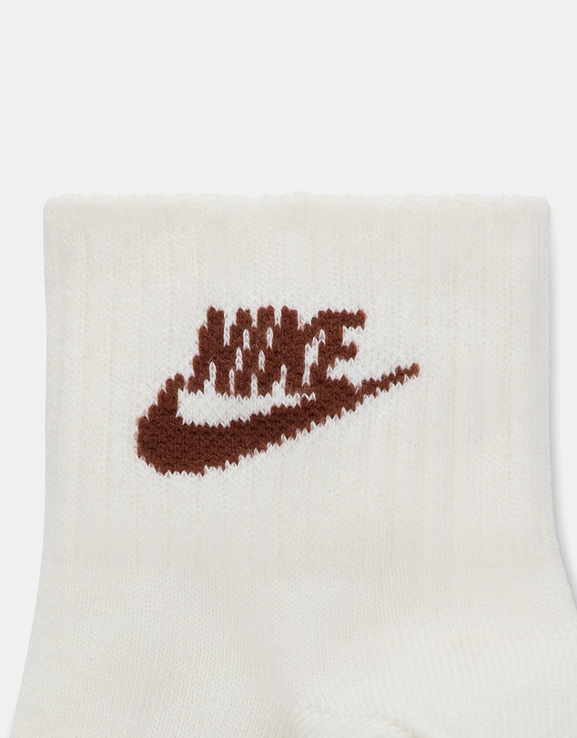 Nike - Nike Everyday Essential Ankle Socks (3 Pairs)