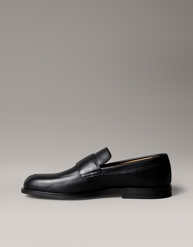 Calvin Klein - Leather Airfit® Cushioned Loafers
